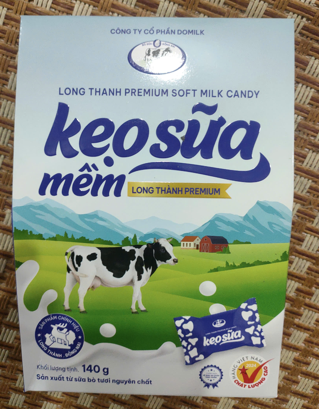 Kẹo Domilk